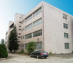 梅州市華新無紡布機械製造有限公司