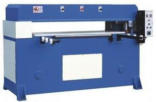 液壓四柱式裁斷機