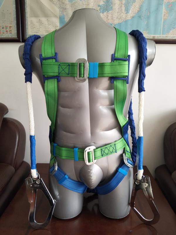 滌綸安全帶-歐標，材質：滌綸￥108 