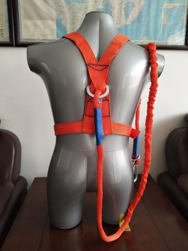 丙綸安全帶-單小鉤2米，材質：丙綸高強￥28 