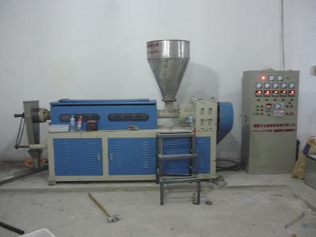 PVC塑料造粒機，PVC透明水晶鞋造粒機