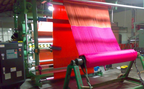 無紡布熱軋機輥筒導熱油加熱器