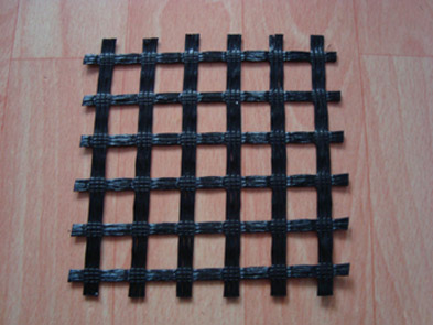 廠家直銷經編格柵鋼塑格柵滌淪格柵