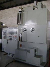 轉讓紡絲及無紡布試驗一體機（九成新以上）