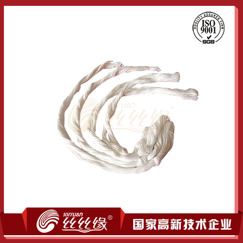  “雲帆”牌針工線(滌綸大化纖線)，滌綸短纖線 