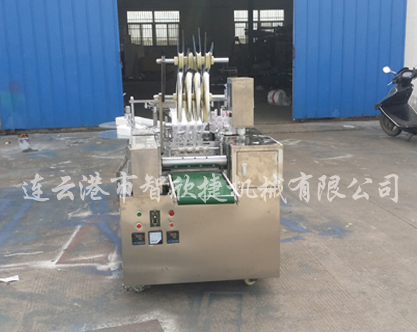 智欣捷牌直銷男用濕巾包裝機，全自動六列四邊封包裝機